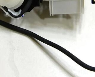 MANGUERA NEGRA DE BOMBA DE SUCCION EPSON L3110 L3150 L4150 L4160 L6161 L6171 L6191